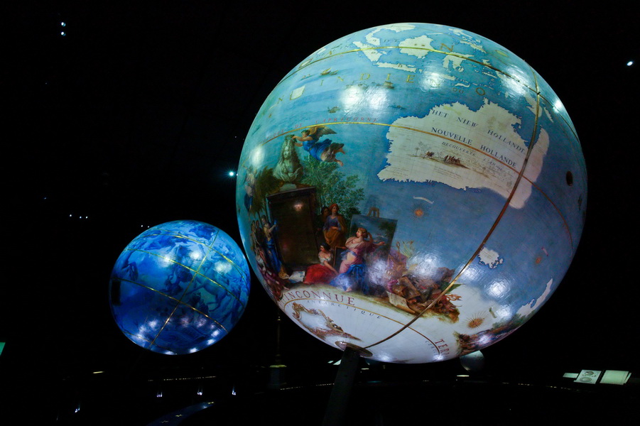 globes